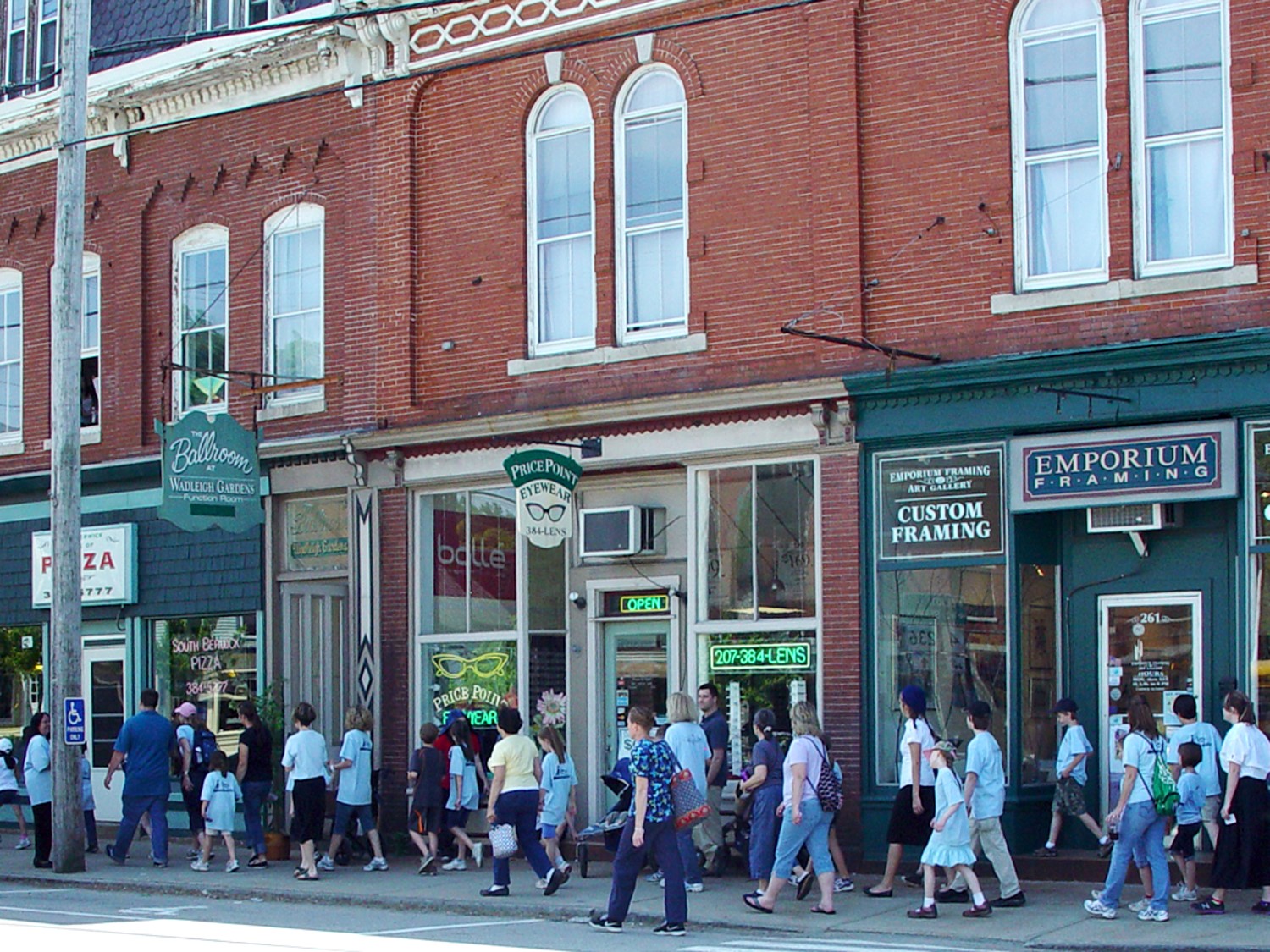 Downtown Belfast, Maine storefronts with foot traffic, where local businesses depend on managed IT support to stay reliable and secure.